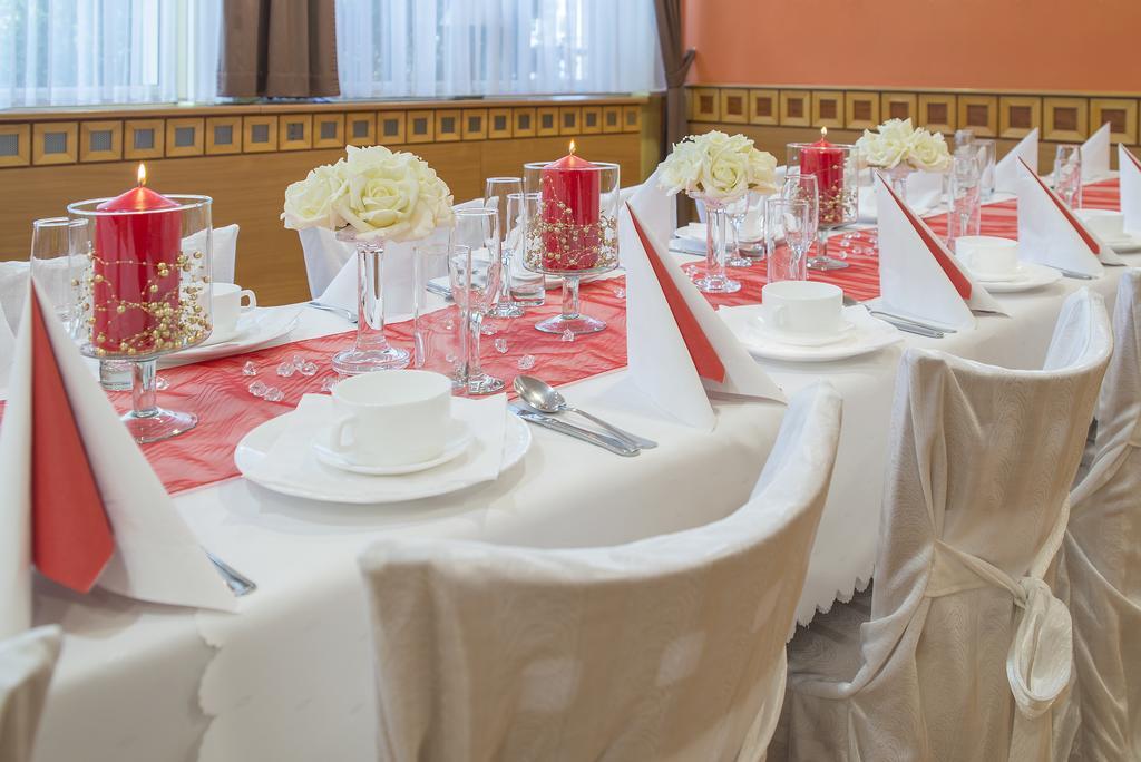 Hotel Dal Гданьск Экстерьер фото